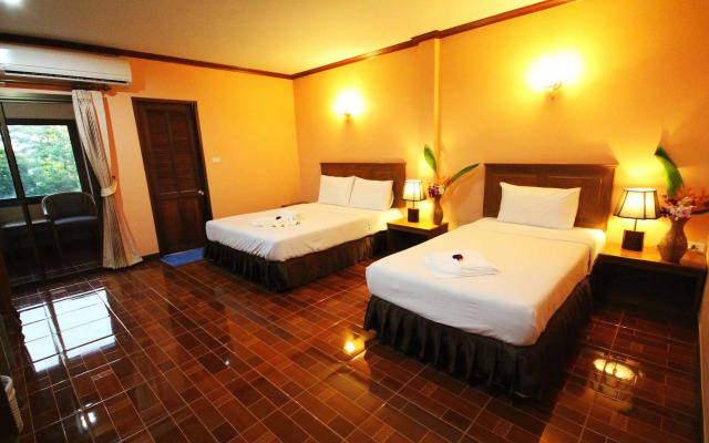 Lanta Sabai Hotel & Bungalows