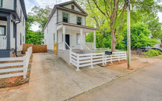 2 Mi to Dtwn: Family-friendly Atlanta Retreat!