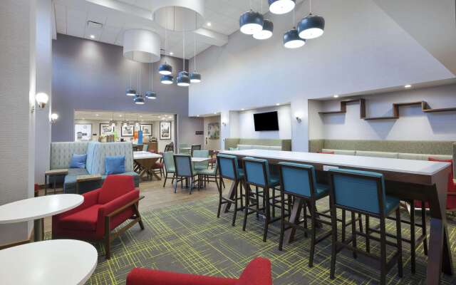 Hampton Inn & Suites Grandville Grand Rapids South