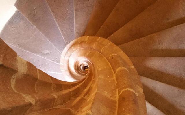 ADRIHOF à Riquewihr, Cour de l'Abbaye d'Autrey