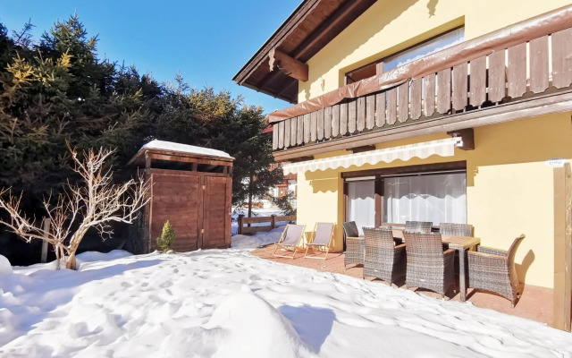 The Seefeld Retreat - Central Family Friendly Apartments - Mountain Views