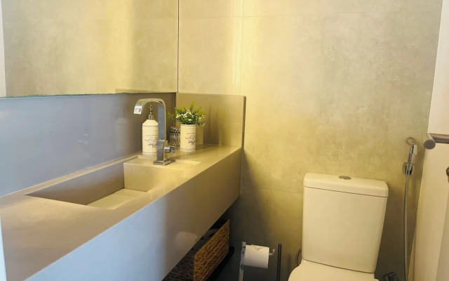 CM 304 - luxo conforto em frente ao mar