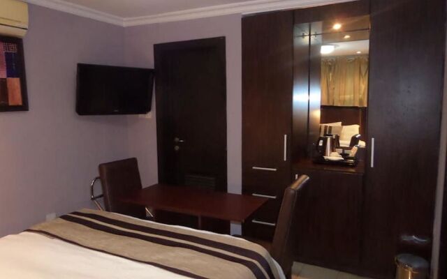 Triedent Suites