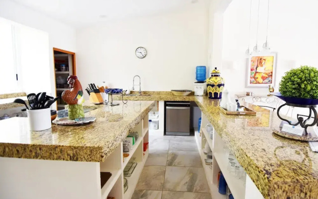 Villas Carey Condo