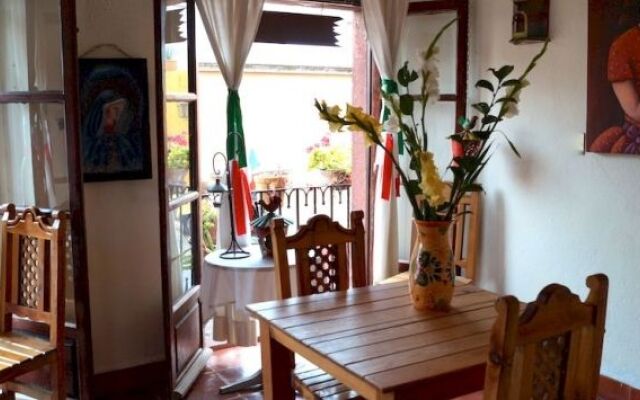 Hotel Aqui es Mexico