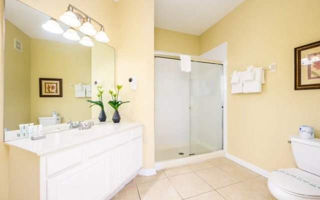 Beautiful Deluxe Condo, Vista Cay - 3015