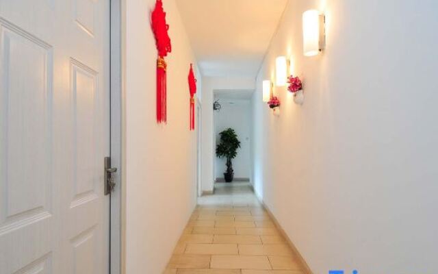 Sanya Zhiaihe Seaview Apartment (Sanya Jinling Seaview Garden Branch)
