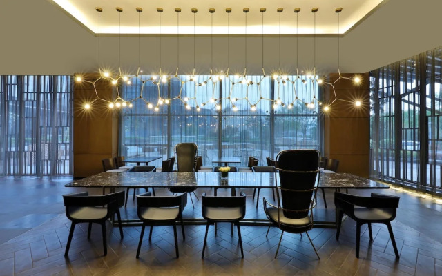 Ramada by Wyndham Zhenjiang Dagang New District