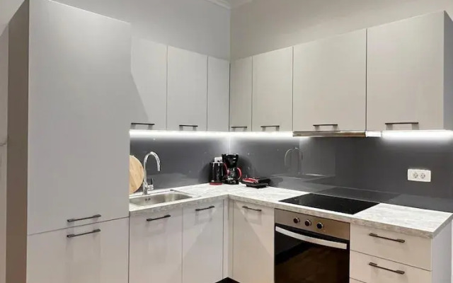 Embassy Apartment - B2