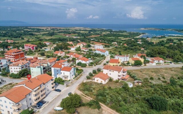 Stunning Home in Liznjan With Wifi and 1 Bedrooms