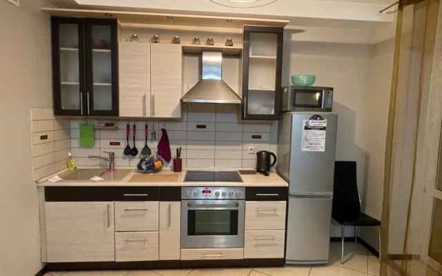 Апартаменты на проспекте Октября 128/3