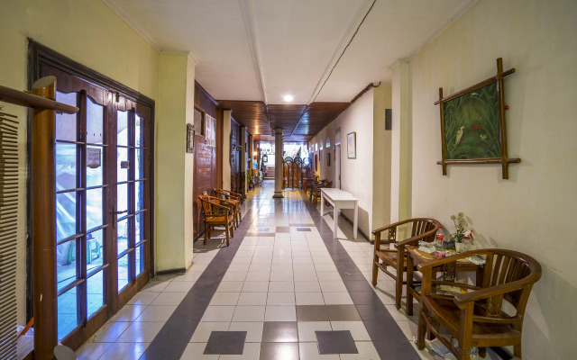 OYO 891 Hotel Gading Kencana