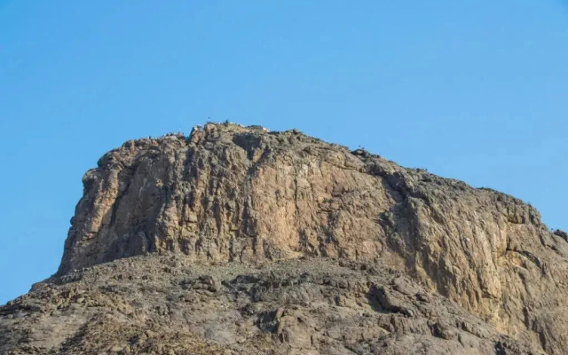 Oyo 448 Eskan 8 Hotel