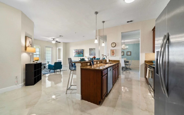 4804 Cayview Avenue #401