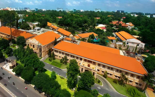 Tan Son Nhat 1 Hotel