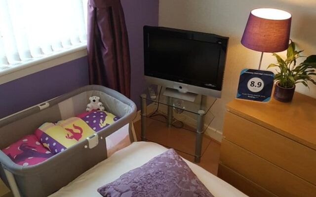 Homestay Oakridge Crescent
