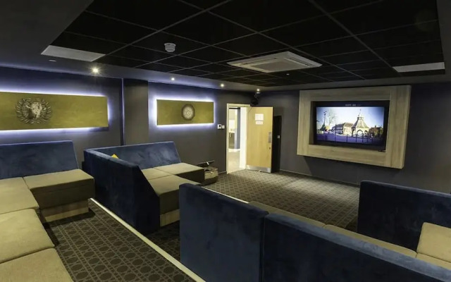 Student Only Crown Place Norwich