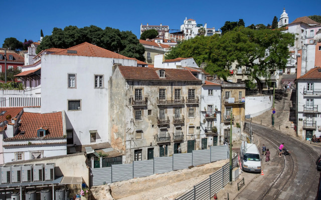 Alfama River Flat