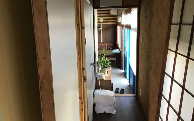 Trip Base Coconeel - Hostel