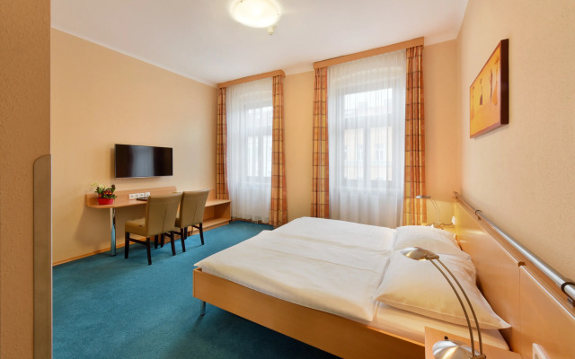 Hotel Lucia