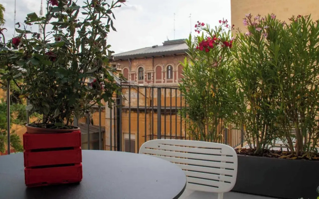 MARI Luxury Rooms and Suites