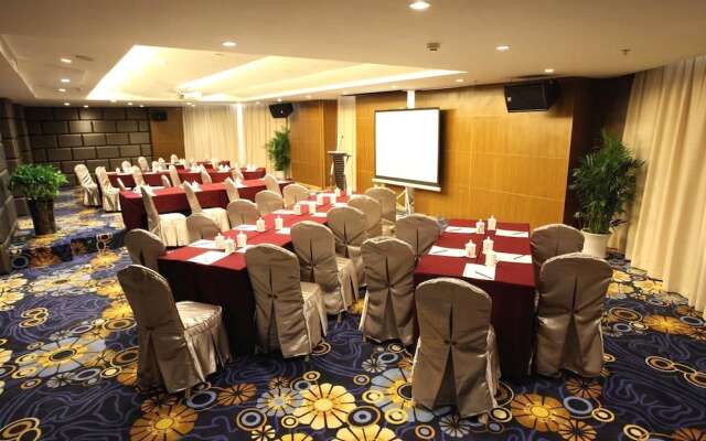 New Beacon Xu Dong International Hotel