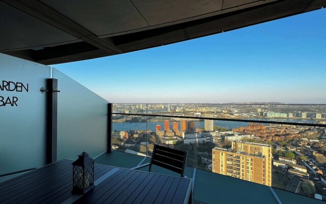 The Panoramic Urban Oasis