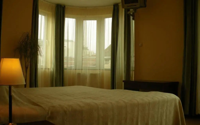 Hotel Zenith