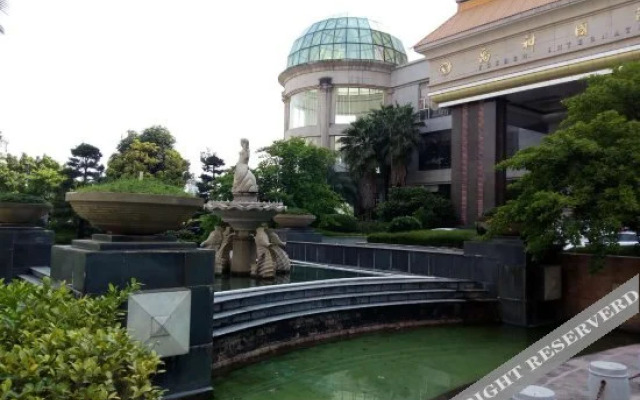 Weili Holiday Hotel (Xinyi Yuegui Road)