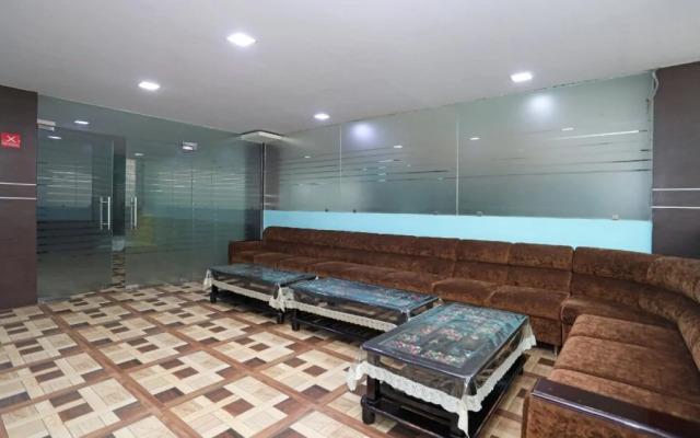 OYO 11482 Mahalaxmi Palace