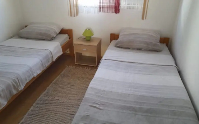 Vanja - Terrace & BBQ - A1