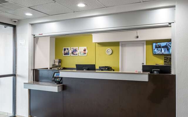 Studio 6 Miamisburg, OH - Dayton