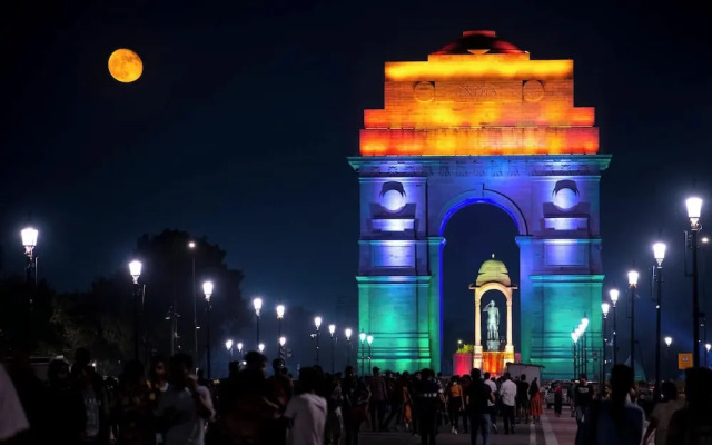 Hotel GoodLuck House Near Delhi Airport