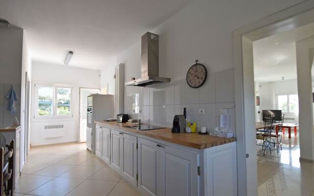 Beautiful Villa With Private Swimming Pool in Beaufort