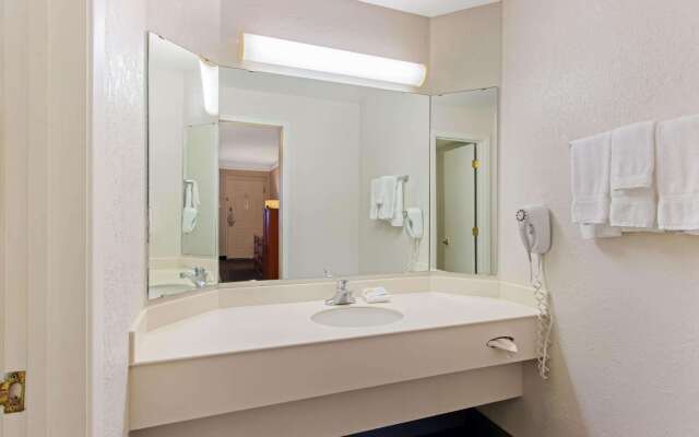 La Quinta Inn by Wyndham Santa Fe
