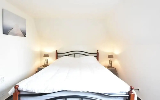 Cozy Holiday Home near Westhoek