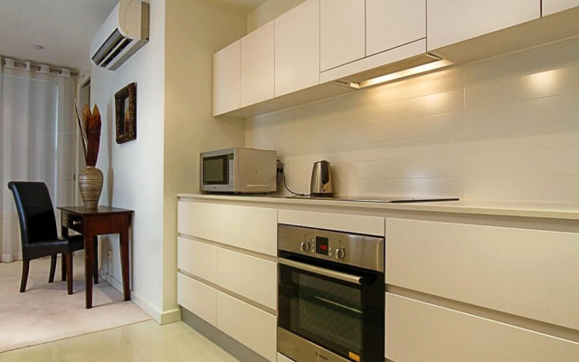 Accommodate Canberra - Trieste