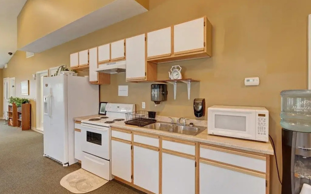 Pony Express RV Resort