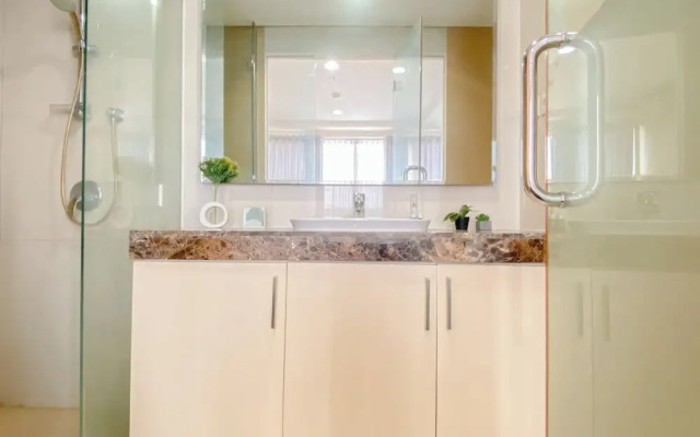 Nice And Homey Studio Apartment At Kemang Mansion