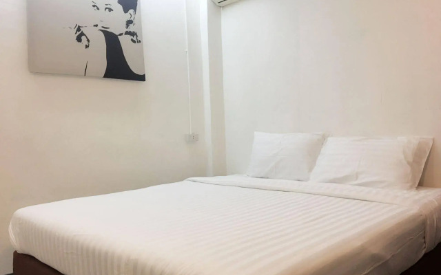 The Rabbits Hole Hostel