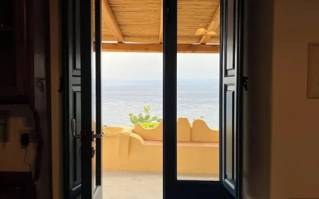 Casa Bacco, Capistello