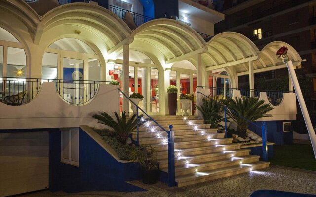 Hotel Ambassador