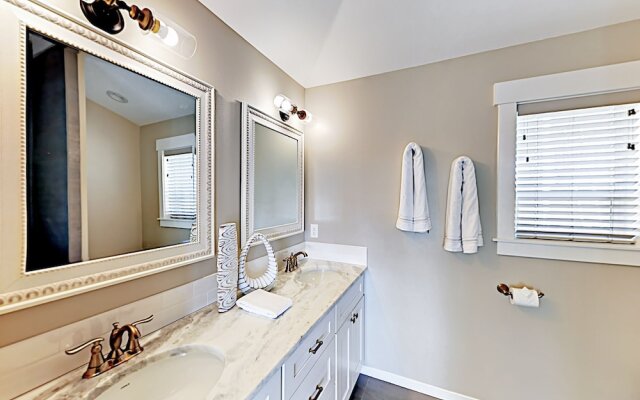 2539 Lincoln City - 3 Br Home