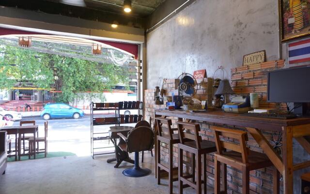 Ok Chic Phuket Hostel