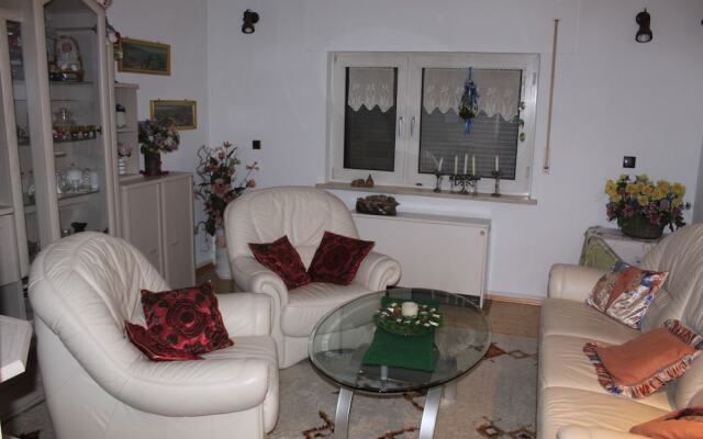 Ferienwohnungen Wettstadt Iii