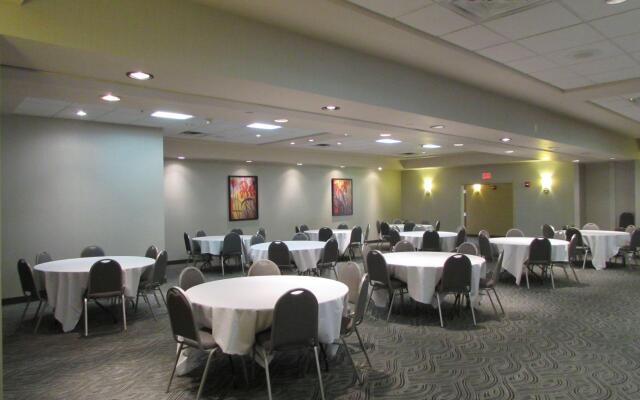 Best Western Plus York Hotel & Conference Center