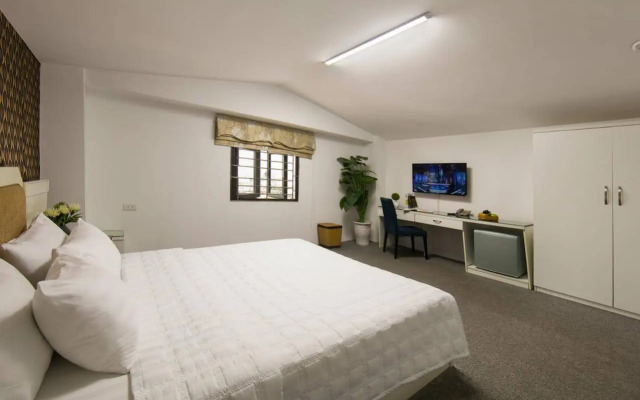 Kingly Hotel