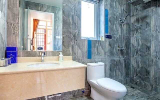 Great Wall Village Story Hotel