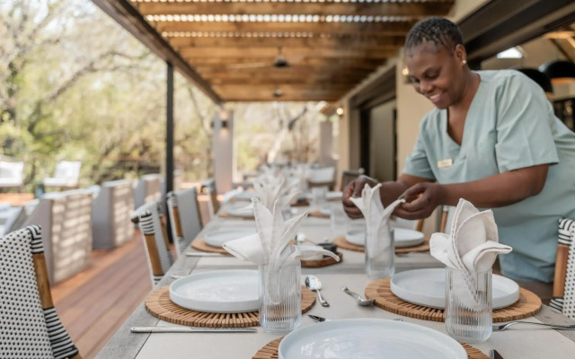 Simbambili Game Lodge