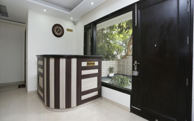 OYO 27674 Dhairya Residency